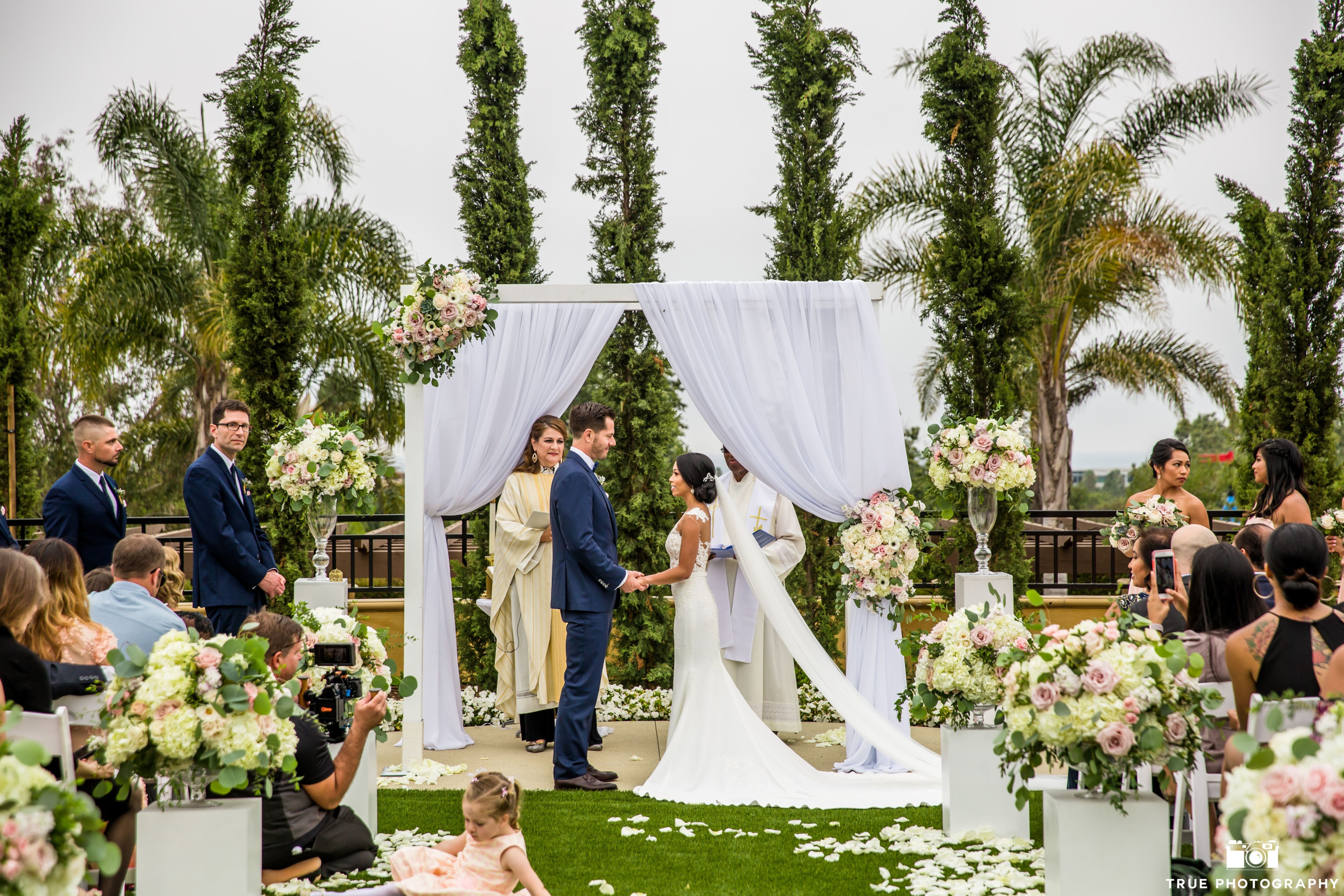 Carlsbad Wedding Reception Venues | Coastal Elegance at Hotel Solea Carlsbad Wedding Reception Venues | Coastal Elegance at Hotel Solea